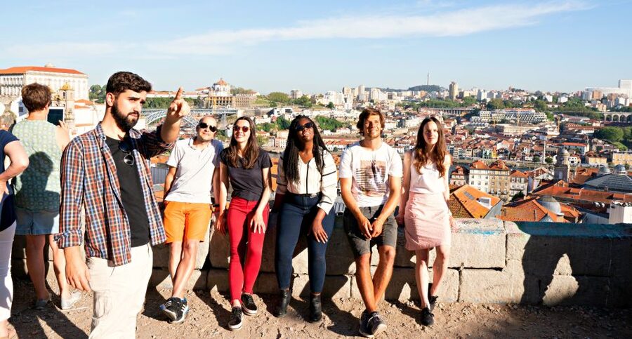 Porto: 3-Hour Guided City Highlights Walking Tour - Where You Start, and Why the Meeting Point Matters