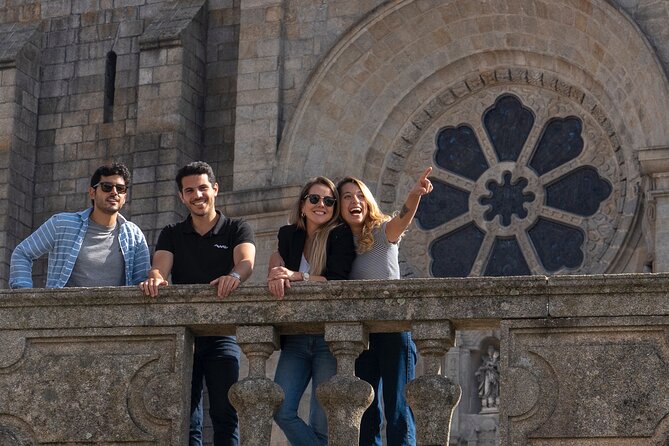 Porto 360°: Helicopter Flight, Guided Walking Tour & River Cruise - Catedral do Porto to Dom Luis I Bridge: the river’s landmark sweep
