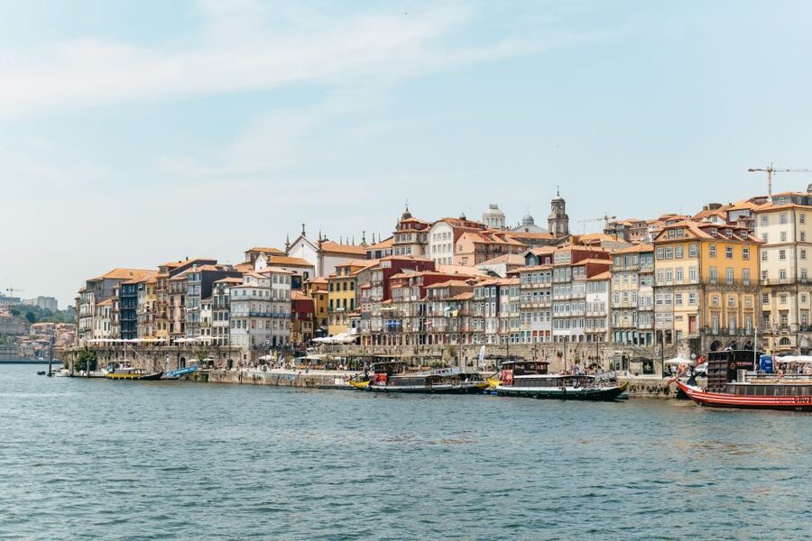 Porto: 6 Bridges Douro River Cruise - A former wine-boat cruise that still feels like Porto