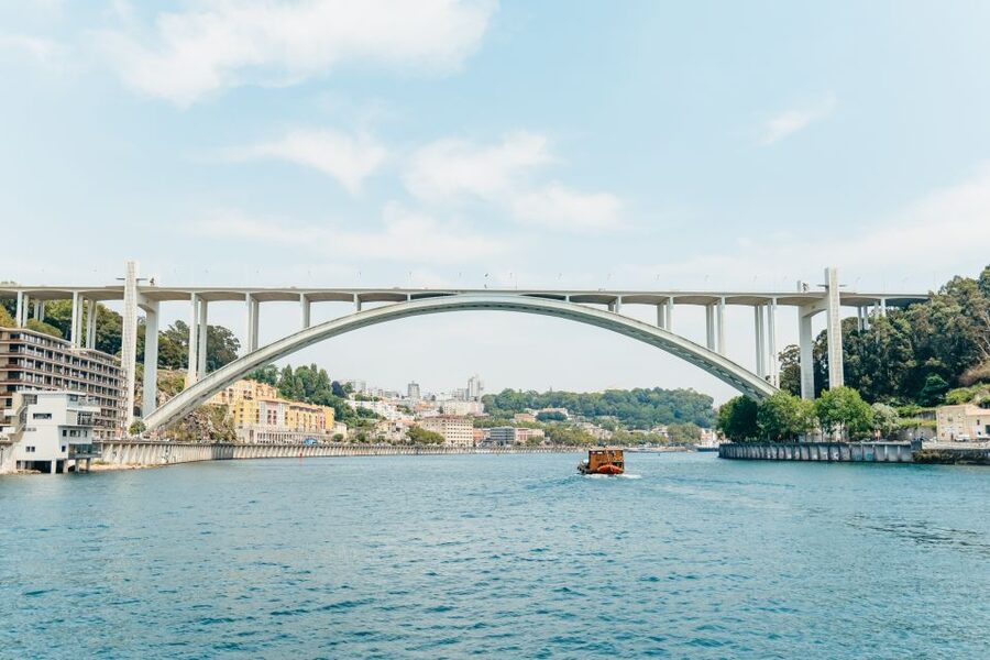 Porto: 6 Bridges Douro River Cruise - The six-bridge experience: what you learn on the water