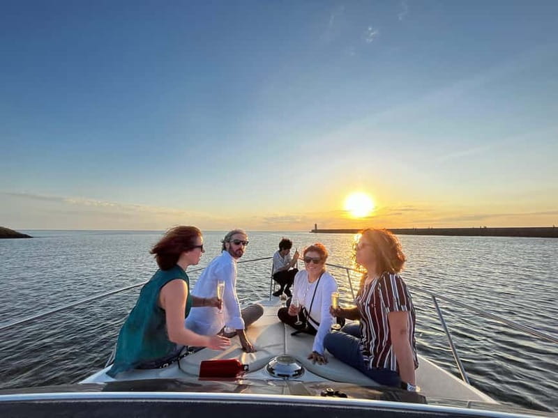 Porto: 6 Bridges Yacht Cruise with Local Wine & Snacks - The Atlantic Ocean entrance: the highlight stretch