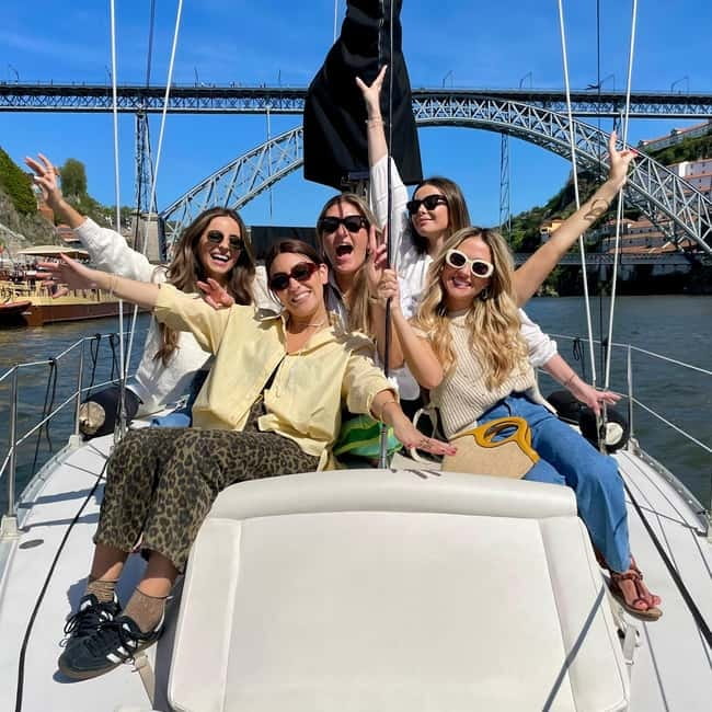 Porto: Best Charming Sailboat Cruise Sunset - Getting on Board at Douro Marina, Pontoon B, and What to Bring