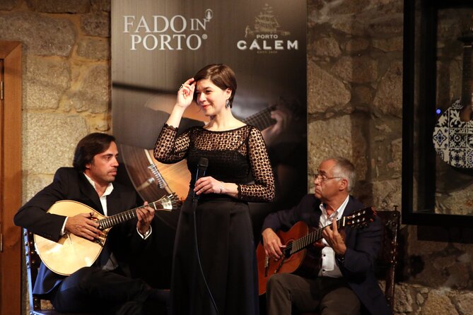 Porto: Cálem Cellar Tour, Live Fado Show and Wine Tasting - Meeting Point and Timing: Getting to Av. de Diogo Leite 344 on Time