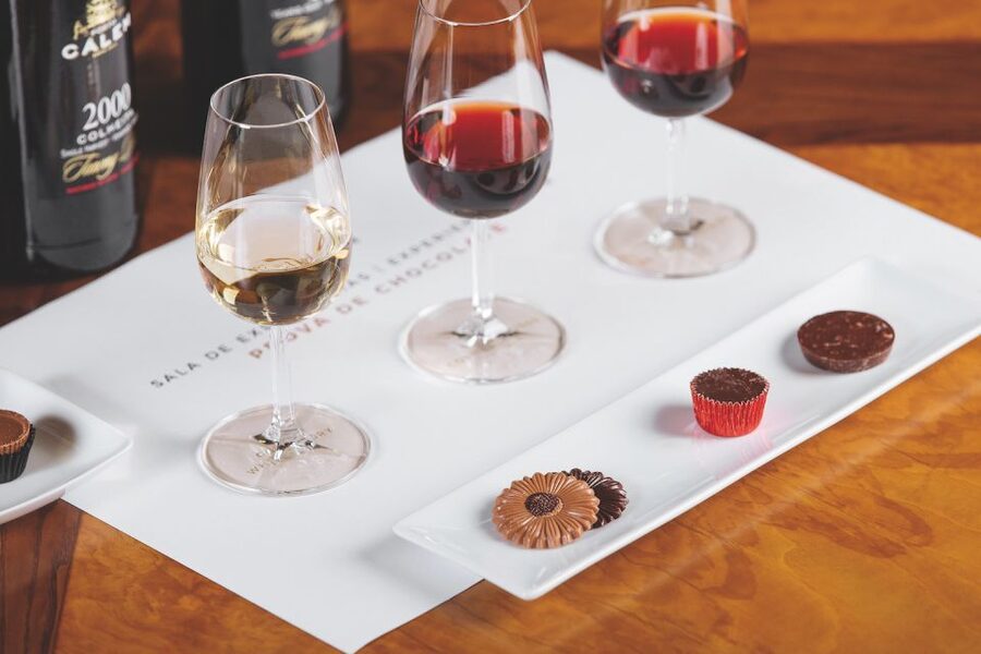 Porto: Cálem Cellar with Chocolate, Cheese, and Wine Tasting - Key things that make this Cálem experience worth your time