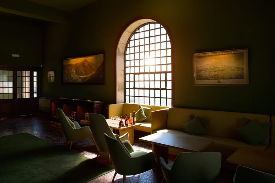 Porto: Carvalhas cellar tour at Real Companhia Velha - A One-Hour Cellar Walk Through Wooden Aging Rooms