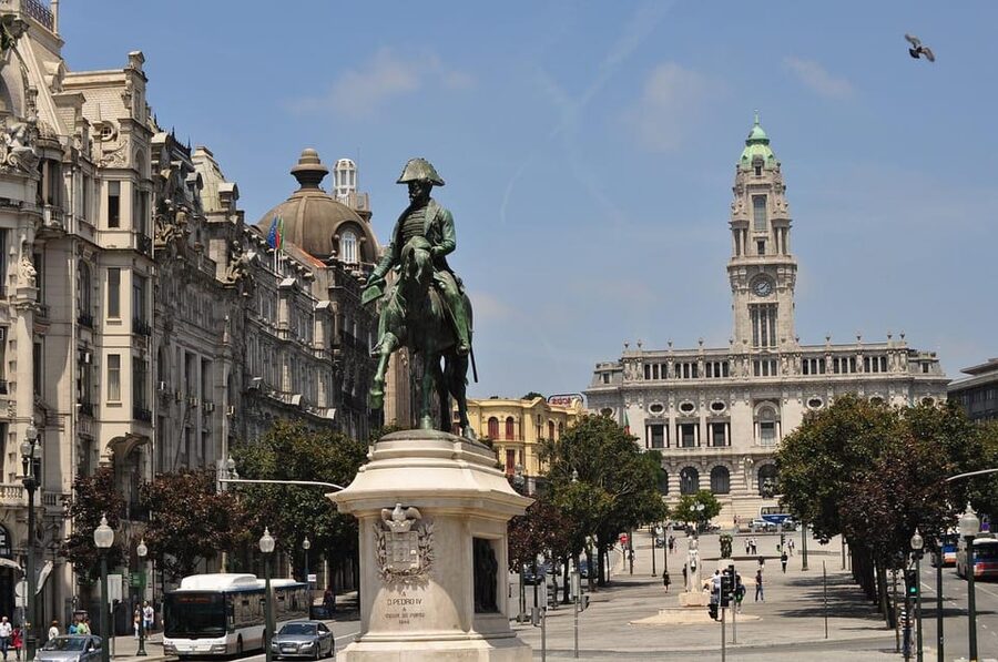 Porto: City Center Walking Tour - Start at Tourist Info Porto and Get a Proper View from Porto Cathedral