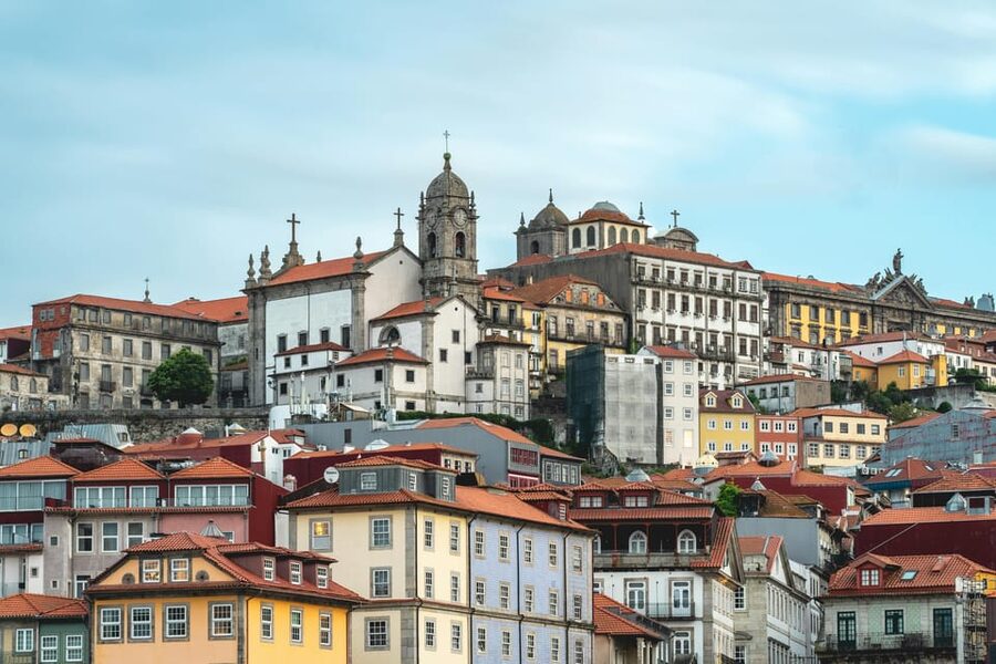 Porto: City Center Walking Tour - Walking in Porto: Steep Hills, Smart Pace, and Breaks