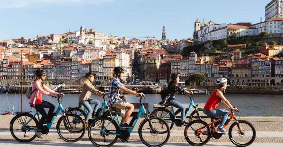 Porto: City Highlights 3-Hour Guided Electric Bike Tour - Serra do Pilar to Dom Luís I Bridge: where the views justify the effort