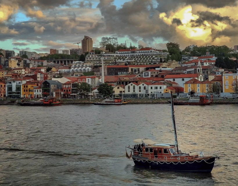 Porto: Classic Sailboat Cruise Along the Douro River - Should you book this classic sailboat cruise on the Douro?