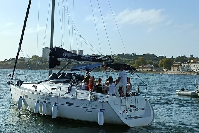 Porto: Cruzeiro privado rio douro até 8 pessoas com wine tasting - From Gaia to the River Mouth, What the 2 Hours Actually Feels Like