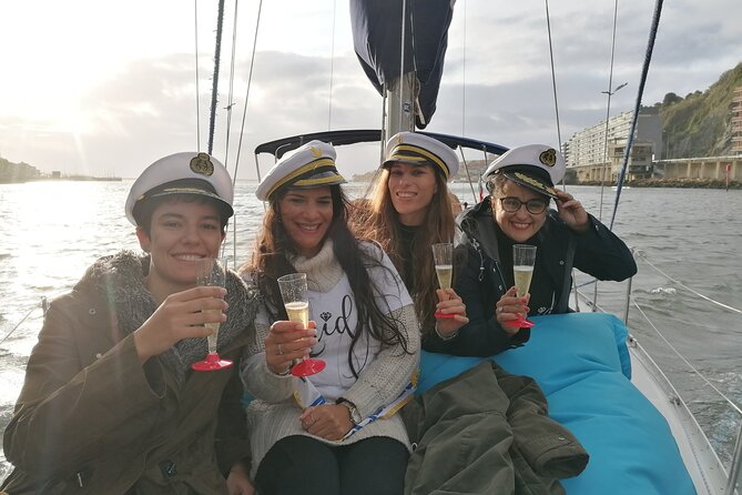 Porto: Cruzeiro privado rio douro até 8 pessoas com wine tasting - What If the Wind Changes Plans, or the Weather Turns?