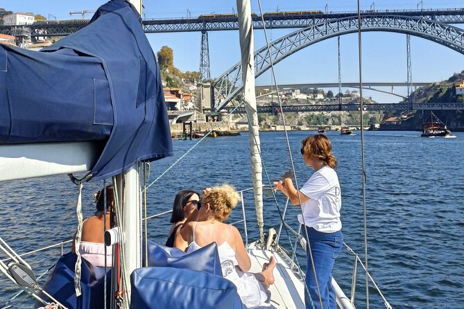 Porto: Cruzeiro privado rio douro até 8 pessoas com wine tasting - Who This Private Douro Cruise Fits Best