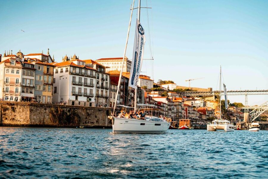 Porto: Daytime or Sunset Douro River Sightseeing Cruise - Meeting at Douro Marina: the easiest part if you know what to look for