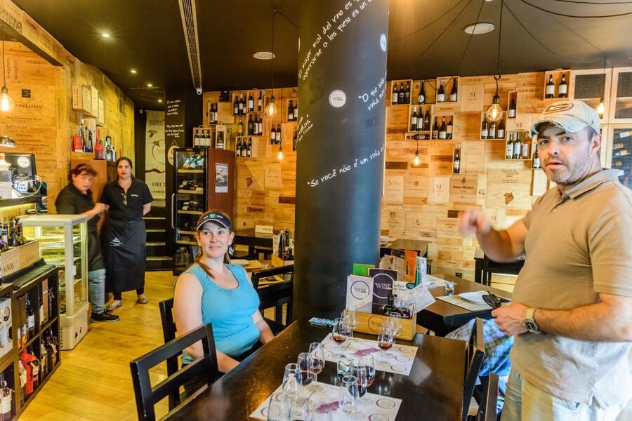 Porto: Delicious Food and Wine Walking Tour - The 3 to 4 hour tasting flow, and why it is good value