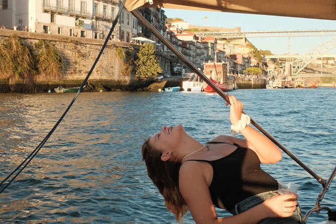 Porto: Douro River Boat Cruise with Port Wine and Snacks - Wine and snacks: what’s included and how to handle it