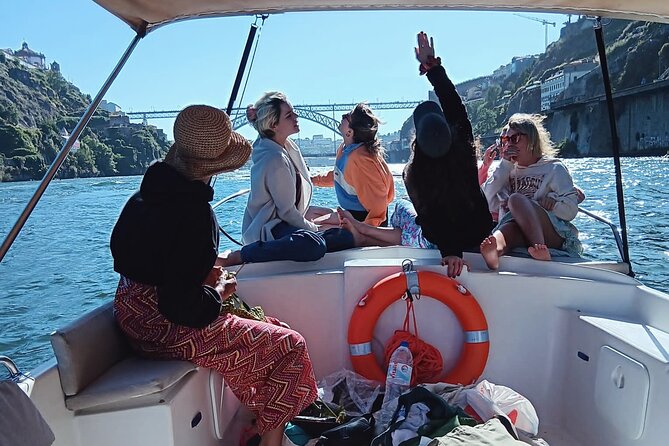 Porto:Douro River boat tour under the 6 bridges - The port tasting moment, and why it is part of the value
