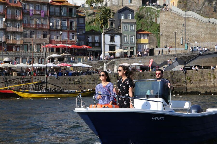 Porto: Douro River Cruise w/ Portuguese Wines & Local Host - Marina do Freixo start: green wine, almonds, and a local welcome