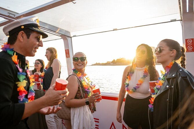 Porto: Douro River Party Boat with Sunset Option and 6 Bridges - Two hours that feel long in the best way