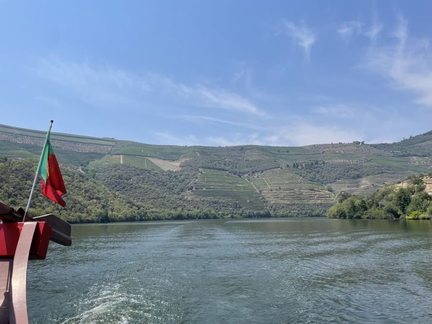 Porto: Douro Valley Tour w/ 3 Tastings, Lunch, & Opt. Cruise - The Douro boat option: when it’s worth the extra €12.50