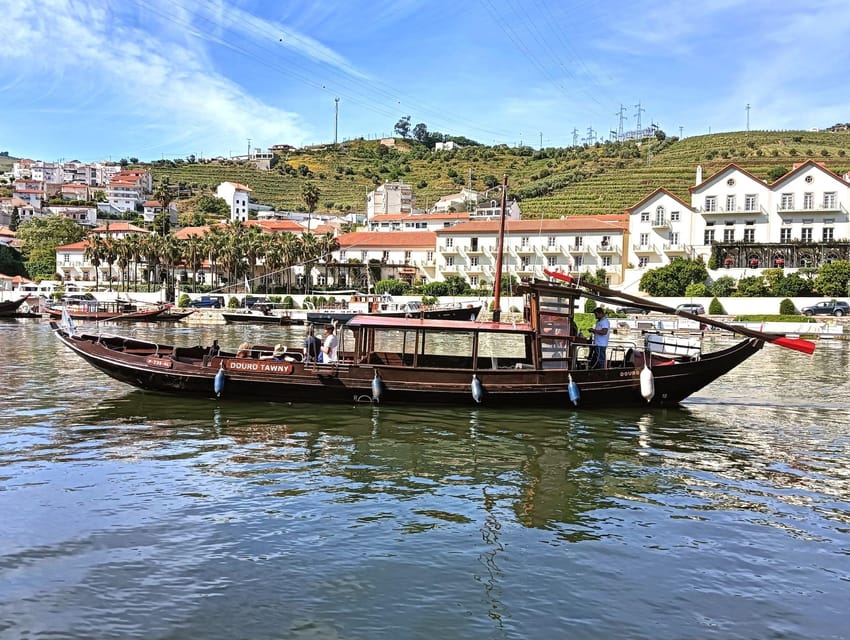 Porto: Douro Valley Tour with 2 Wineries, Lunch and Cruise - Winery Stop One: Port Wine Tasting With Real Production Context