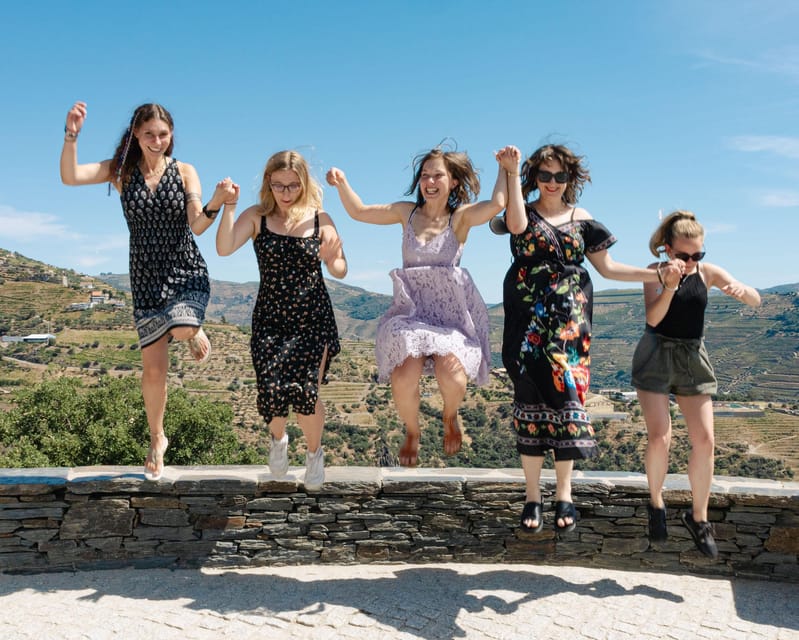 Porto: Douro Valley Wine Tour with a Sommelier & Boat Trip - Pinhão lunch and a 1-hour Douro boat cruise