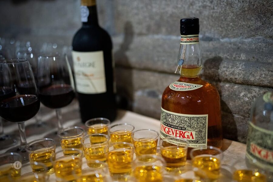 “Porto: Fado Show with Guided Tour in a Historic Monastery” - Who this is best for, and who should look elsewhere