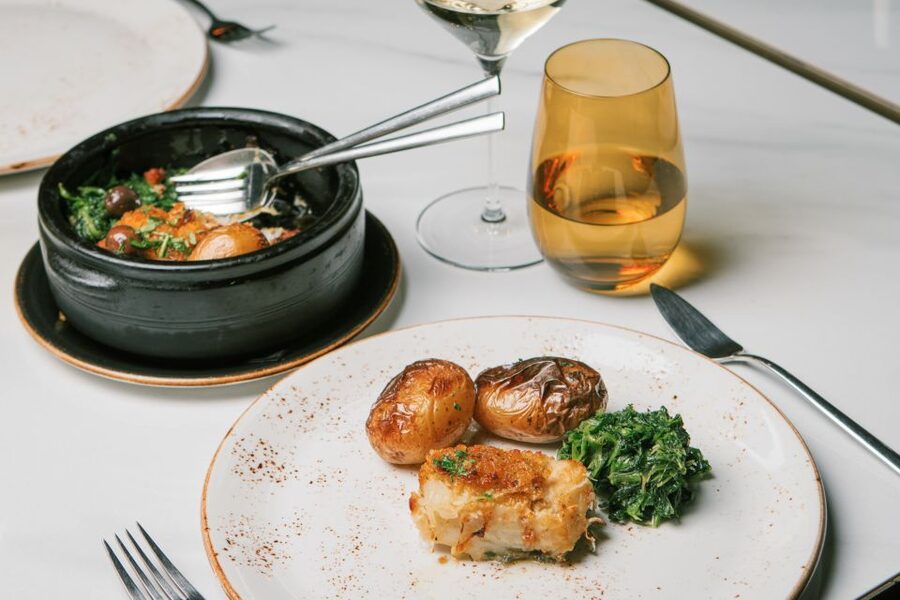 Porto: Fonseca Cellar Tour & Fado Show with Optional Dinner - Who should book this Fonseca tour with Fado, and who should pass