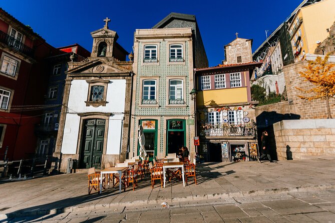 Porto Food and Wine Tasting Tour of Hidden Gems (Small Groups) - Liberdade Square: pastel de nata and coffee to close strong