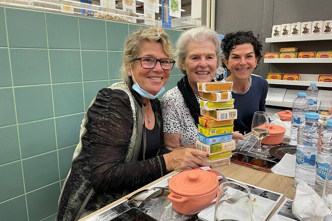 Porto Food Half-Day Tour - The Torre dos Clérigos stop: a quick landmark with a story