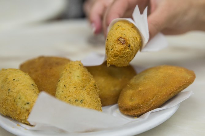 Porto Food & Wine Tasting Tour with Lunch or Dinner Option - Lunch or dinner option: what changes when you go to 4 hours