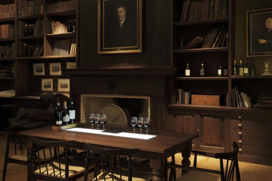 Porto: Graham's Port Lodge Tour & Vintage Room Wine Tasting - Entering Graham’s Port Lodge on a ridge above the Douro