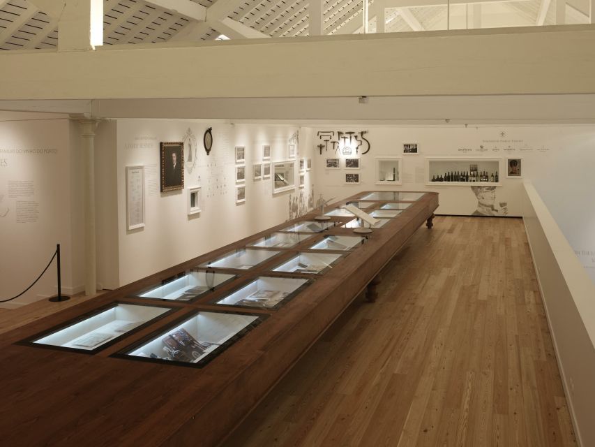 Porto: Graham's Port Lodge Tour & Vintage Room Wine Tasting - Who should book this tour in Porto