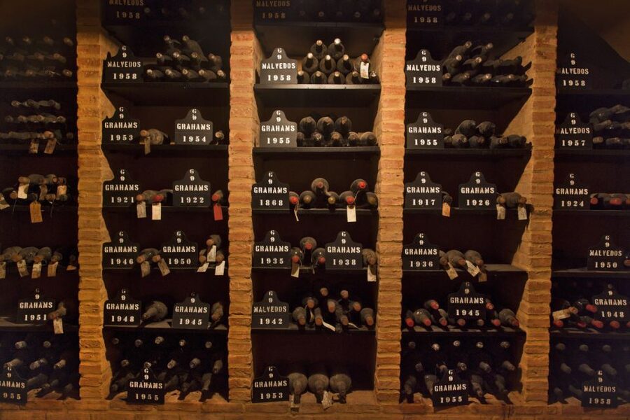 Porto: Graham's Port Lodge Tour & Vintage Room Wine Tasting - Practical tips to make the most of your time