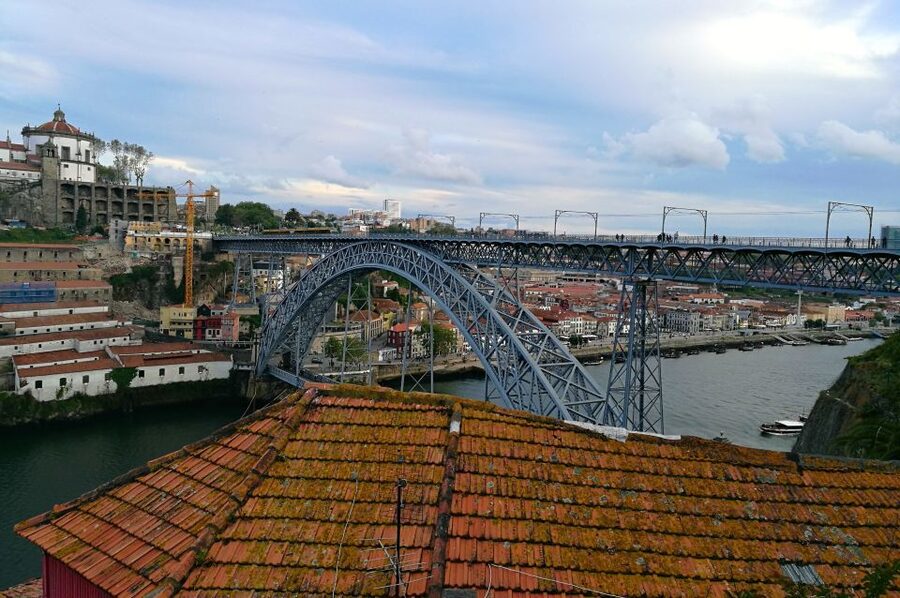 Porto: Guided 3-Hour Best of Tour by Segway - Miragaia and the ancient wall line: Porto’s early layers