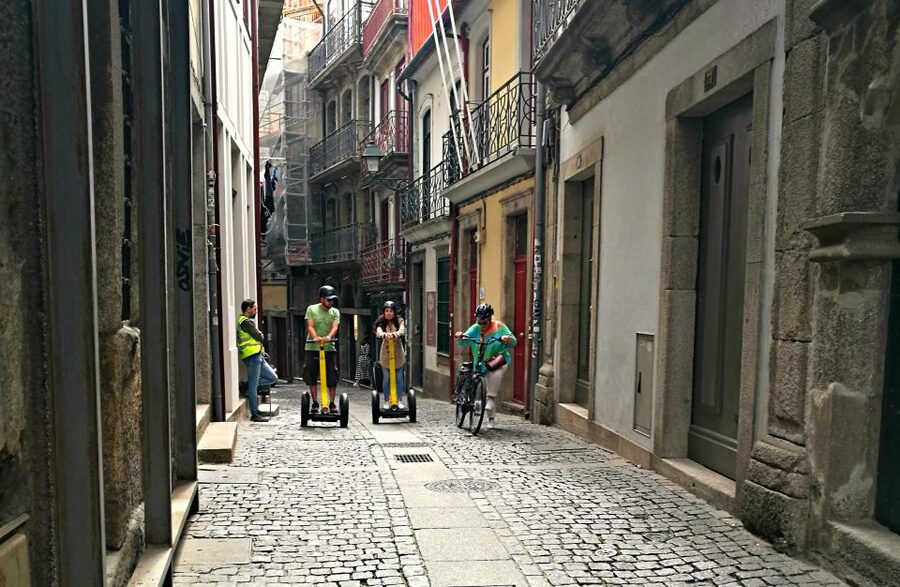 Porto: Guided 3-Hour Best of Tour by Segway - Clérigos Tower and Igreja dos Clérigos: Baroque energy up close
