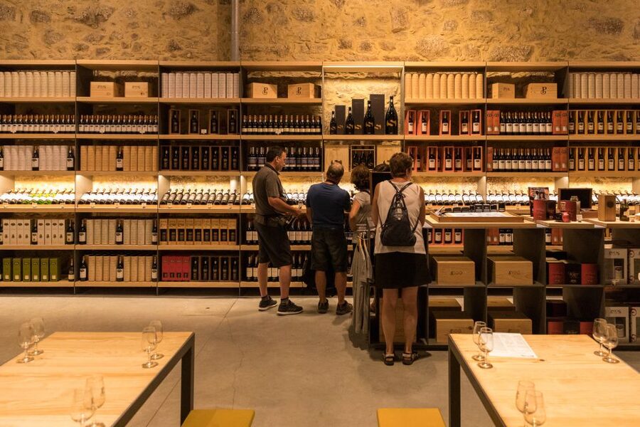 Porto: Guided Tour and Tasting of 3 Port Wines at Poças - Food pairing tips, so Port becomes practical