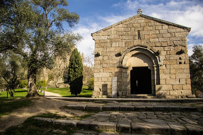 Porto: Guimaraes & Braga Small Group Tour with Lunch and Tickets - Braga lunch: traditional food, Vinho Verde, and dietary options