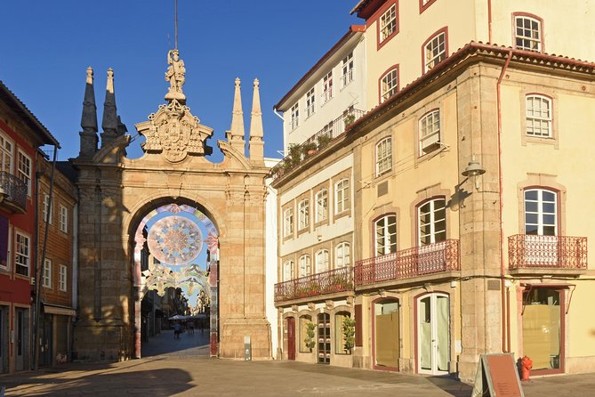 Porto: Guimaraes & Braga Small Group Tour with Lunch and Tickets - Rua de Santa Maria and the easy return to Porto