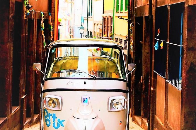 Porto Half Day Private Tuk Tuk Tour - Palácio da Bolsa and the Arabian Room: a royal-feeling pause
