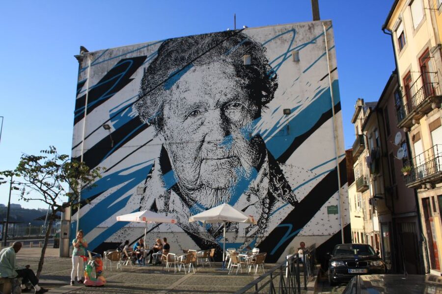 Porto: Half-Day Street Art Tour - The secret stop is short for a reason