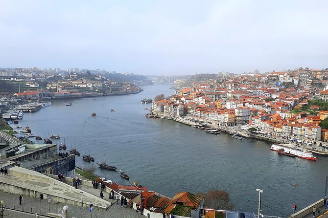 Porto Heritage Night Tour With Fado Show And Dinner Included - Porto after 7:00 pm, without the stress