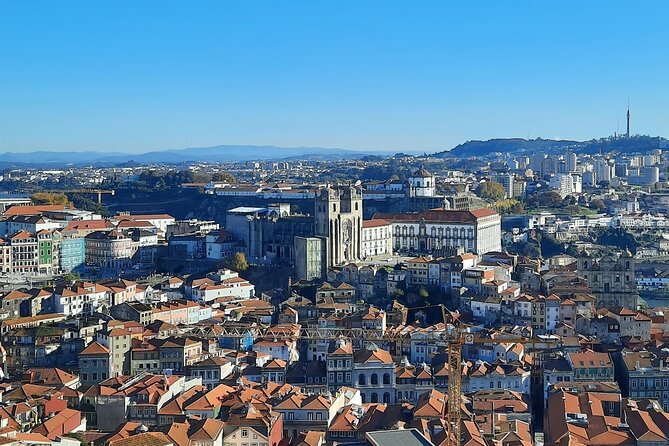 Porto Heritage Night Tour With Fado Show And Dinner Included - Praca da Ribeira dinner with Fado: the main event
