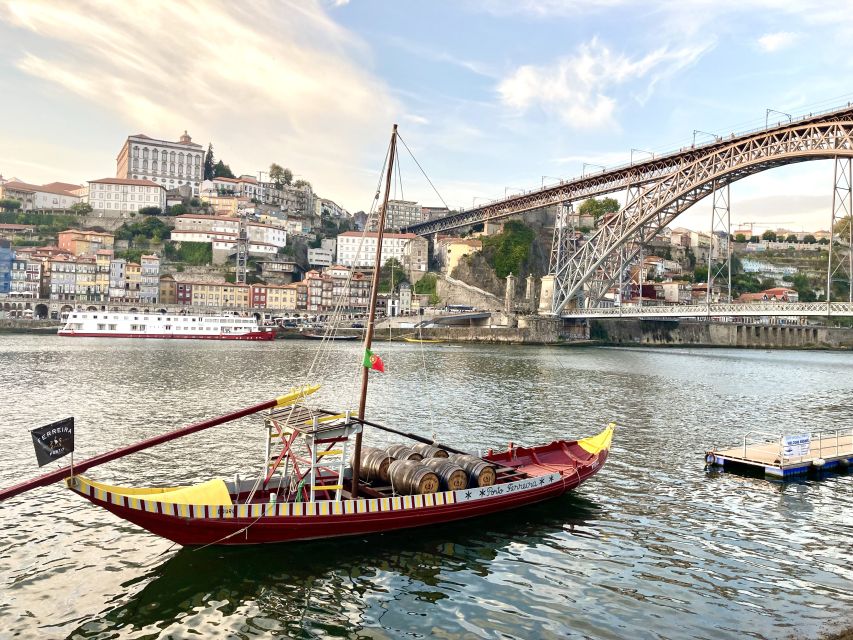 Porto: Highlights & hidden gems Walk - max 10 - São Bento Station: tiles, architecture, and why this stop works