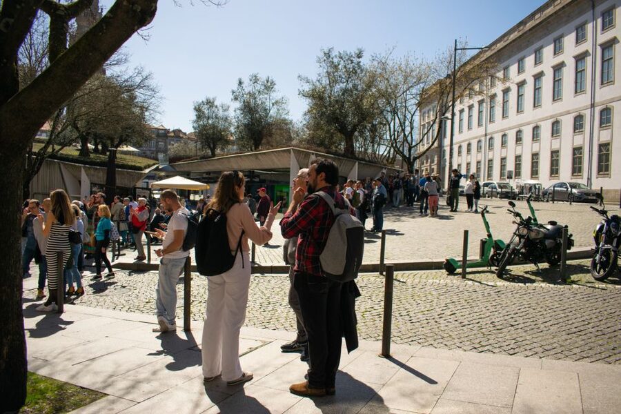 Porto: Historical Center Walking Tour - A 3-hour Porto loop that gives you bearings fast
