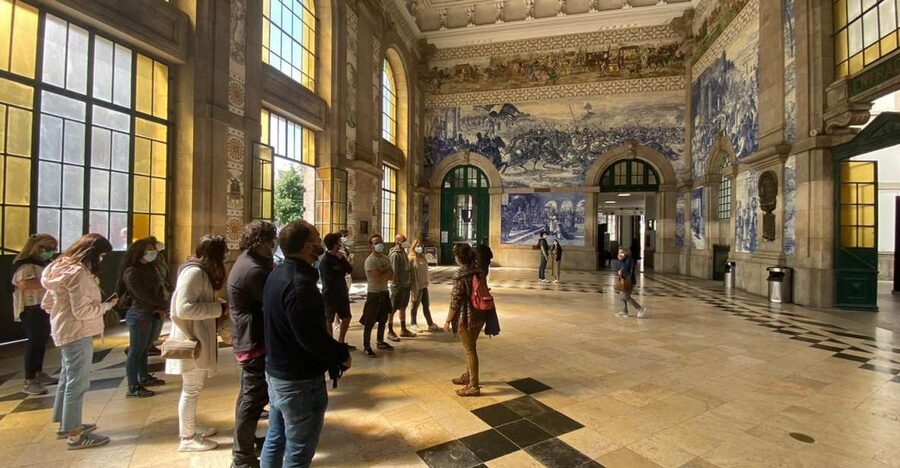 Porto: Historical Center Walking Tour - Sé neighborhood medieval lanes: where the city feels real