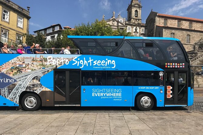 Porto Hop On Hop Off Bus Tour with Wine tasting & Night tour - Onboard comfort and audio: WiFi helps, but test the headset early