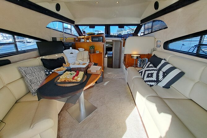 Porto: Luxury Yacht Tour on the Douro River - Sunset or Daytime - Stop 1 on the Douro River: bridges, bridges, and photo moments