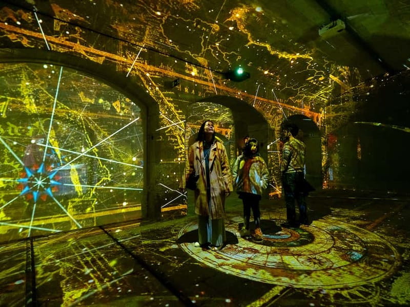 Porto: Porto Legends The Underground Experience - The Audio Guide System: Headphones, Languages, and How to Follow Along