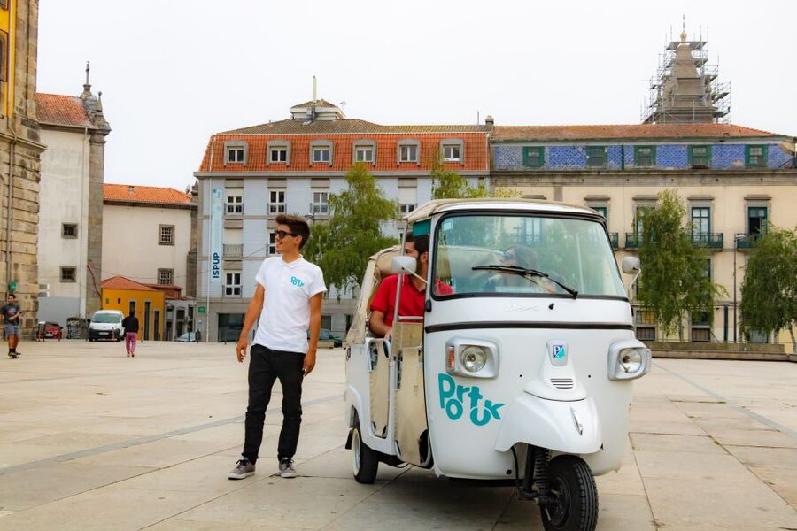 Porto: Private Tuk-Tuk Tour with Short Walks and Wine - Key things that make this Porto tuk-tuk tour worth your time