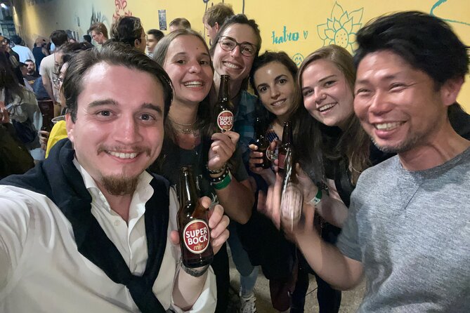 Porto Pubcrawl: 5h,7 Drinks,4 bars &Skip the line Club Entry - Stop 4: Rua de Cândido dos Reis, VIP Skip-the-Line Entry Until 6am